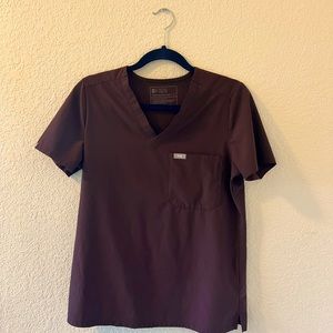 Figs catarina one pocket scrub top. Sz sm